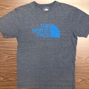 THE NORTH FACE SLIM FIT SIZE-MEDIUM